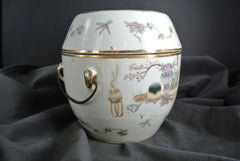 Pocelain Famille Rose Bowl With Cover